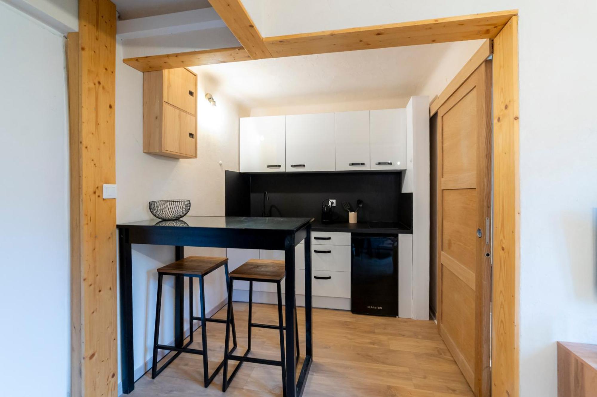 La Galleanne Studio Agreable Et Chaleureux Briançon Exteriör bild