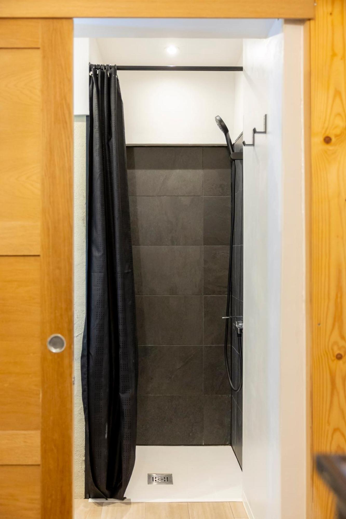 La Galleanne Studio Agreable Et Chaleureux Briançon Exteriör bild